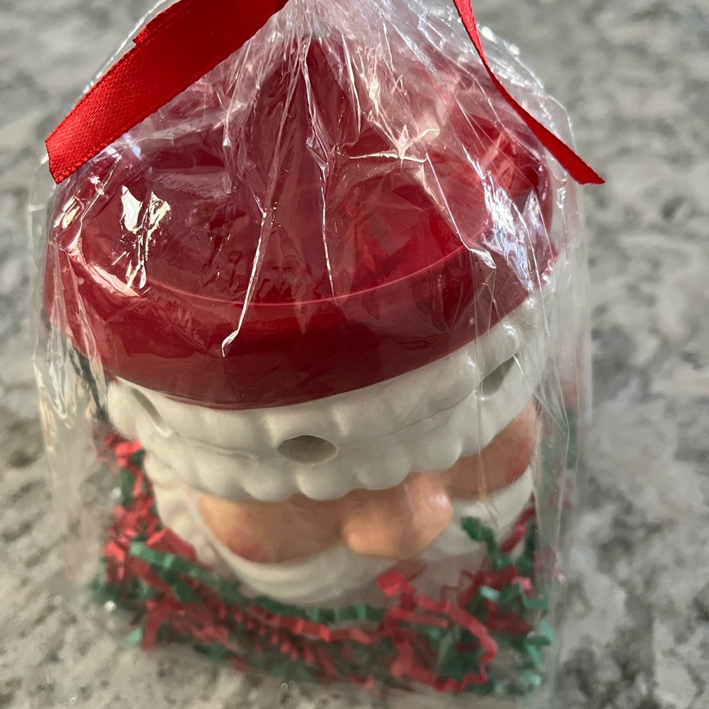 Ceramic Santa Tea Light Set - Picture 2 of 4